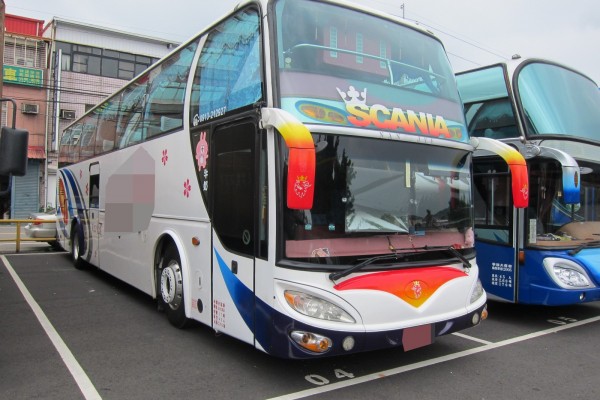 NO:8129 SCANIA 10640CC 45 SEATS